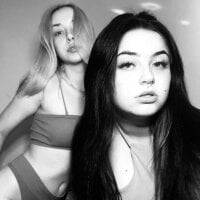 Pink_shimmer webcam