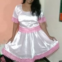 Sexy_Tanvi's Offline Chat Room