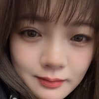 yangyang-lucy's Profile Pic