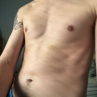 tinyboibigtoyy offline chatrum