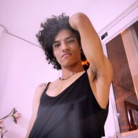 Jhaerl298's Offline Chat Room