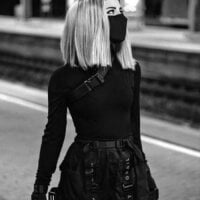 russs-ell879's Offline Chat Room