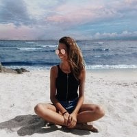 FabulousLia's Offline Chat Room