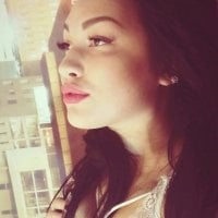 GoldenLola's Offline Chat Room