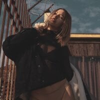 MiraNero's Offline Chat Room