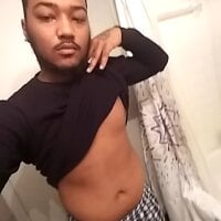 ColdHearted43's Offline Chat Room