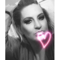 alaiyah2469's Offline Chat Room