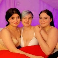 SuzyFeliciaSunny Adlı Modelin Çevrimdışı Sohbet Odası