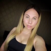 alya_95 webcam model