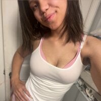 maisie_goldxx webcam model