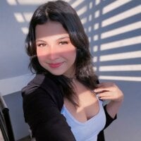 LizzyHonney's Offline Chat Room