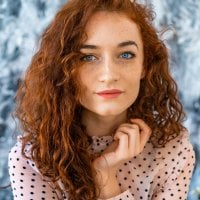 Elly_Hot's Offline Chat Room