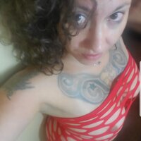 غرفة دردشة Brittylee دون اتصال