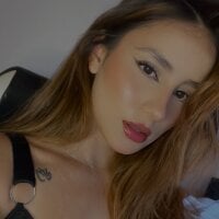 Ale_Lewis' Avatar Pic