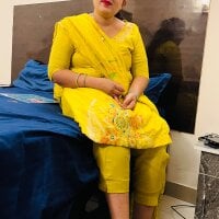 Diya-Sharmaa webcam model