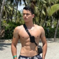 emiliano_santos_'s Offline Chat Room