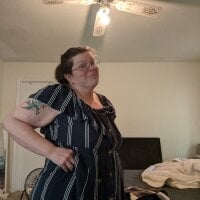 PeachyChicness' Offline Chat Room