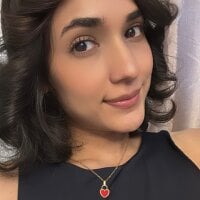 CuteeRose's Avatar Pic