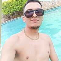 chikilinda69's Offline Chat Room