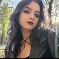 VivienneRo
