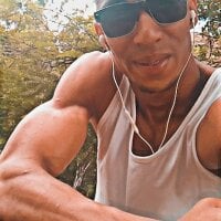 black_dickmonster's Offline Chat Room