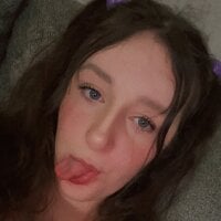 daddys_girl_444 離線聊天室