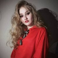 DorlaKraham webcam model