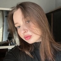 nikaa_love's Offline Chat Room