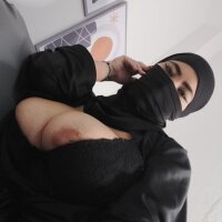 Dounia_nagi fully nude on webcam for live porn video chat