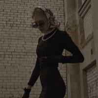 ElviaTengwall webcam model