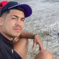 danielhot2004's Avatar Pic