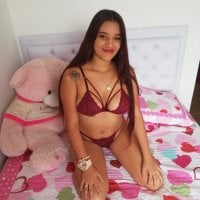 lolitared3's Offline Chat Room