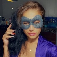 ladiablatetona's Offline Chat Room