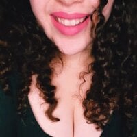 KissesOfVenom's Offline Chat Room