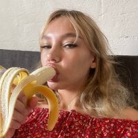 iamlittlekitten webcam model