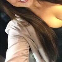 curvyroseindianbaben Offline chat-huone