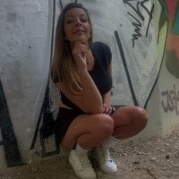 GoodWifeLillyyLive Webcam