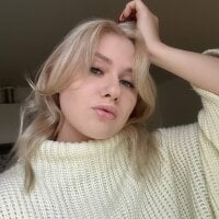 ElaraLuxxxe model avatar