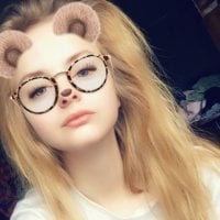 AnaTaylorNew's Offline Chat Room