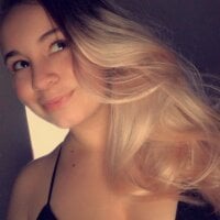 spicy_natty's Offline Chat Room
