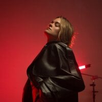 Isabella_Lure webcam model