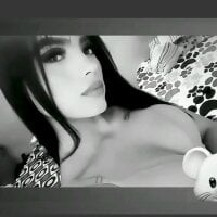 Lulu_show23 webcam
