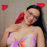 Sofyxxxxx's Offline Chat Room