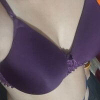 pihu_7018 webcam model