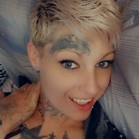 GreenEyedBeauty19866 Offline Chatrum