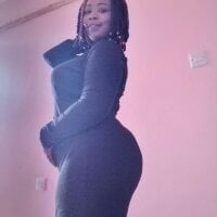 queenesi's profile image'