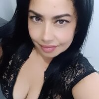 karla_thompson1's Offline Chat Room