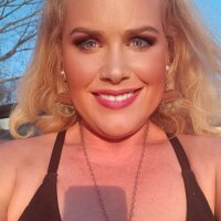 kindswiftspirit naked in live sex video chat