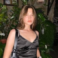MildredGroomes webcam model