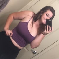 bigbootybekha's Offline Chat Room